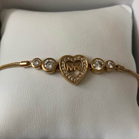 MICHAEL KORS Love is in the Air Heart and Crystal Slider Bracelet - Picture 3 of 6